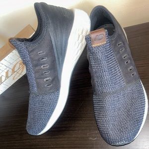 New Balance slip on 9.5 men